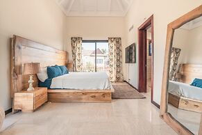 Apartment w 2BR Close to the Beach at Portillo X