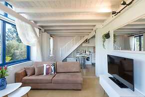 Blue Haven Beach Loft Apartment