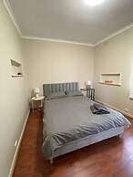 Mitcham train station  2 bedrooms unit