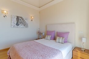 Villa Bougainvillea