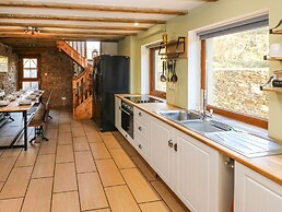 Nant Moel Isaf Farm