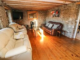Nant Moel Isaf Farm