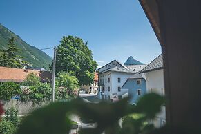 Apartment Amak With Free Onsite Parking