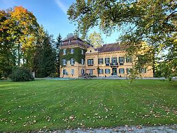 Palais Kneissl