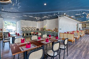 The Almin Hotel