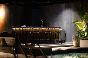 The Almin Hotel