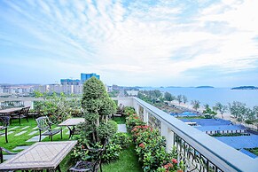 Sea Breeze Hotel & Villa