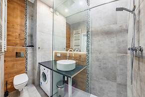 Flatbook City Center SPA Apartments