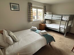 Royal Oak Guest House