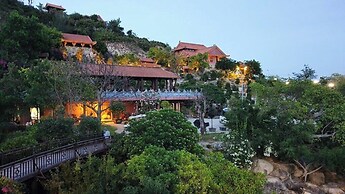 Ohana Village