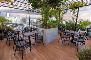 Jade Scene Hotel