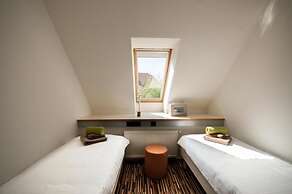 Cube Central Rooms for 2 - Hostel