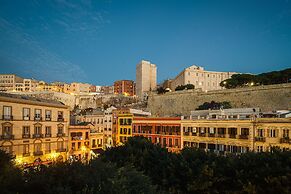 Urban Karalis by Accomodo