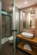 Urban Karalis by Accomodo
