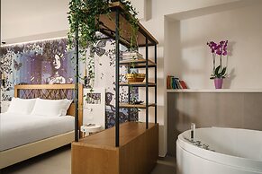 Urban Karalis by Accomodo