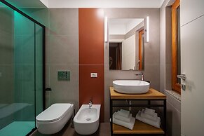 Urban Karalis by Accomodo