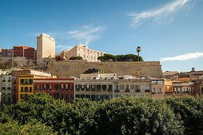 Urban Karalis by Accomodo