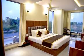 Hotel Aarna