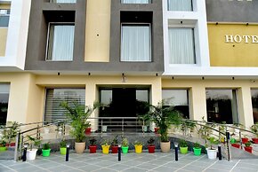 Hotel Aarna