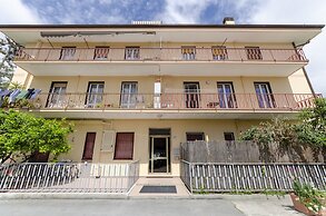 JOIVY Chic Chiavari Apt With 2 Spacious Terraces