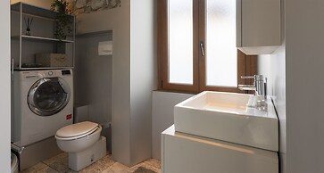 JOIVY Cosy Apt in Como Centre