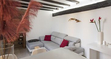JOIVY Cosy Apt in Como Centre