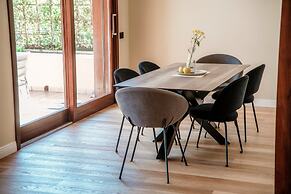 JOIVY Villa Sofia
