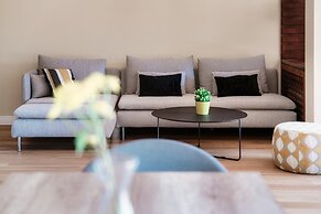 JOIVY Villa Sofia