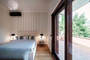 JOIVY Villa Sofia