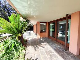 JOIVY Villa Sofia
