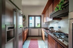 JOIVY Villa Sofia