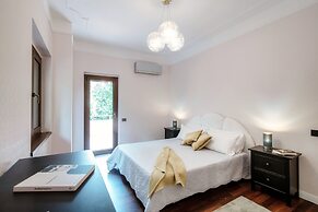 JOIVY Villa Sofia