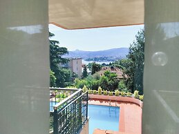 JOIVY Villa Sofia