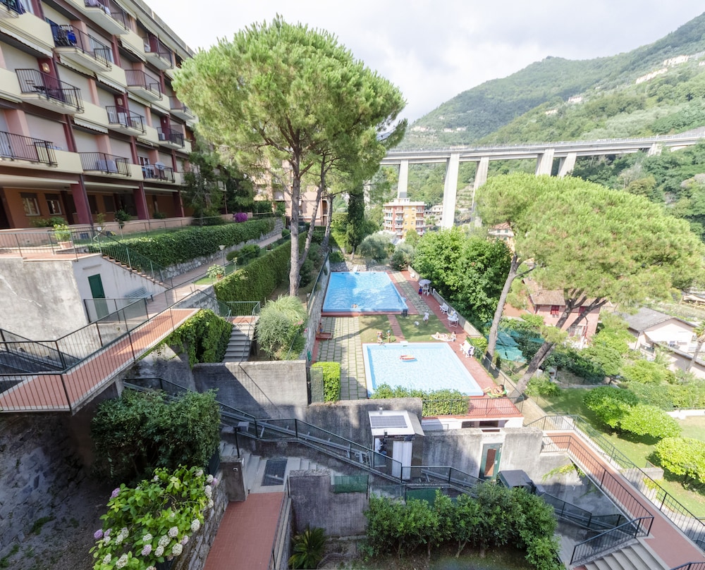 JOIVY Lele Apartment With Swimming Pool