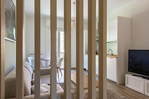 JOIVY Lele Apartment With Swimming Pool