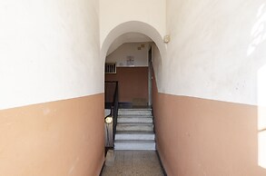 JOIVY Sunny 2-Bed Flat Near Aquarium