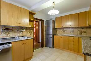 JOIVY Sunny 2-Bed Flat Near Aquarium