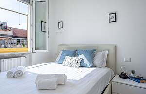 JOIVY Sublime Flat W/Balcony