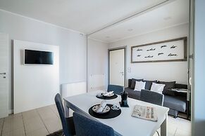 JOIVY Spacious Apt in Stunning Como