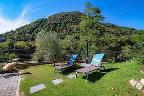 JOIVY Luxury flat & Lake Como view