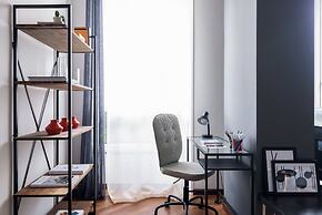 JOIVY Superb Flat W/Home Office