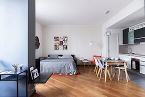 JOIVY Superb Flat W/Home Office