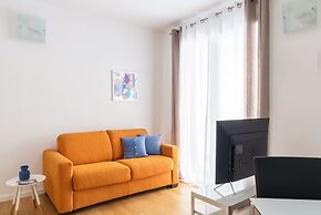 Altido Sunny 1-Bed Flat With/ Balcony