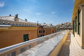 JOIVY Penthouse Flat W/Terrace