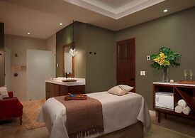 CONDO BAL  BY TRVL2HM