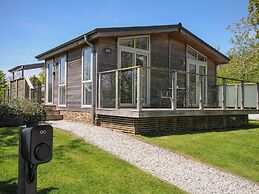 11 Meadow Retreat