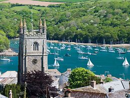 21 Meadow Retreat