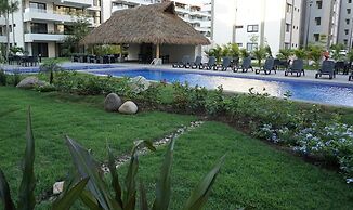CONDO LOMA by TRVL2HM