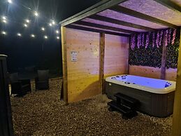TT Lodges