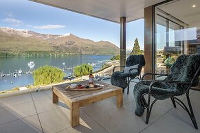 Marina Terrace Apartments